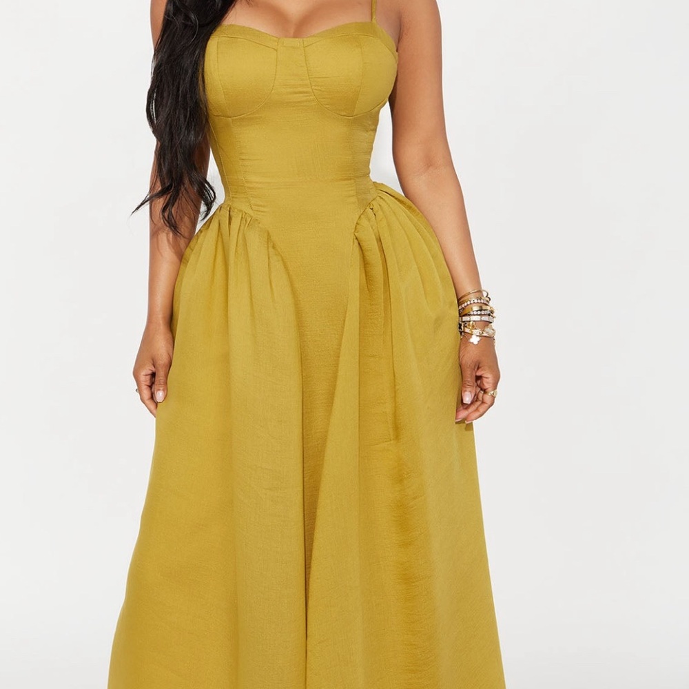 Chic Mustard Maxi Dress